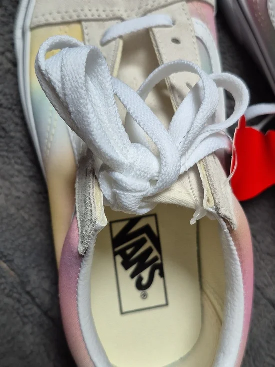 Vans Old Skool Unisex Aura Shift Suede Beige & Pastel Sneakers SZ 6.5 M/8 W, NWT - Picture 6 of 14